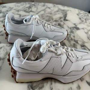 New Balance 327